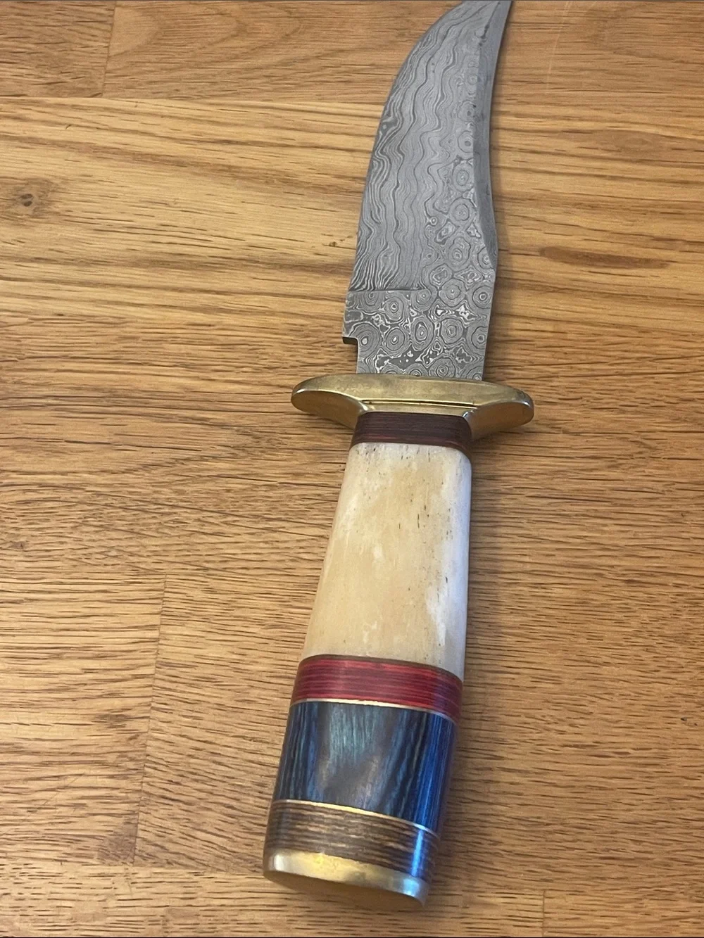 Damascus Blade Fixed Knife with Ivory-Tone and Blue Handle Accents